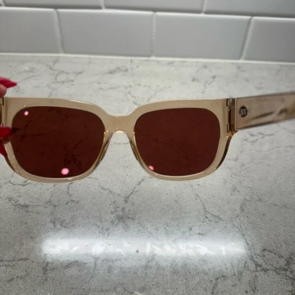 Costa Women’s Sunglasses - Rose Gold Frame - Picture 3 of 5